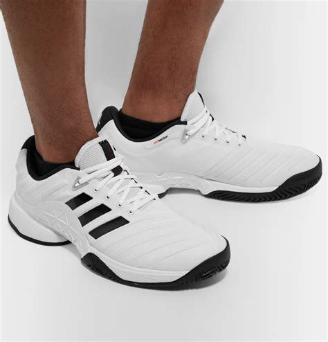 adidas white tennis shoes men.